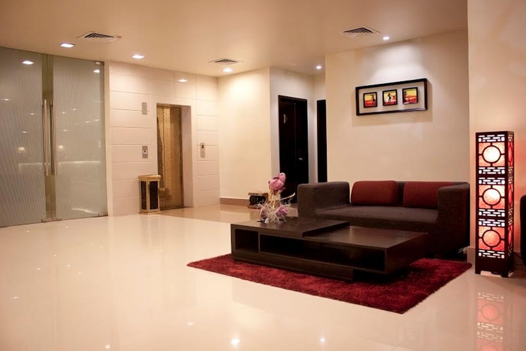 Hotel Sara Regency Kumbakonam Exterior foto